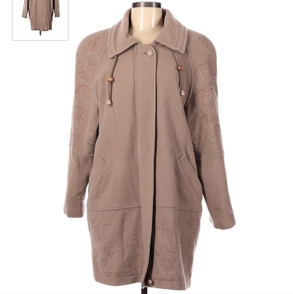 Vintage Albert Nipon Tan 100% Pure Virgin Wool Coat Women's 8 Collared Embroider